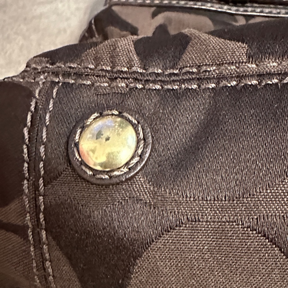 Coach Dark Brown Shoulder Bag with Gold Accents - Picture 4 of 16